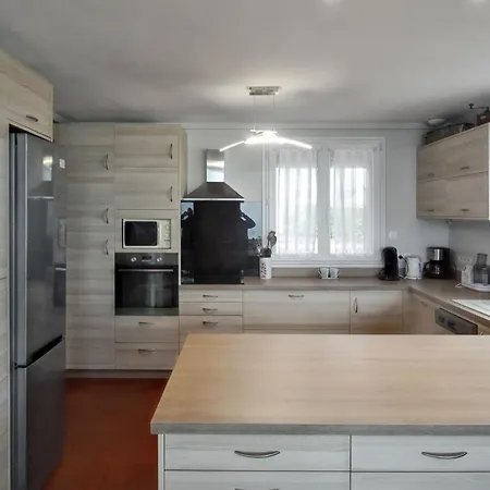 Prázdninový dům Maison Spacieuse Avec Vue Sur La A *